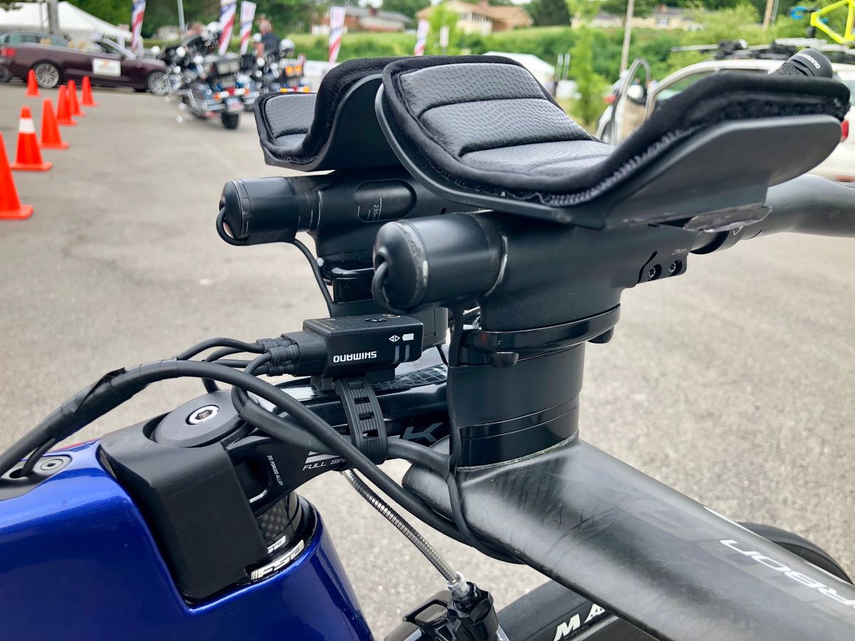 A clever use of a Di2 junction strap to wrangle the Di2 wires