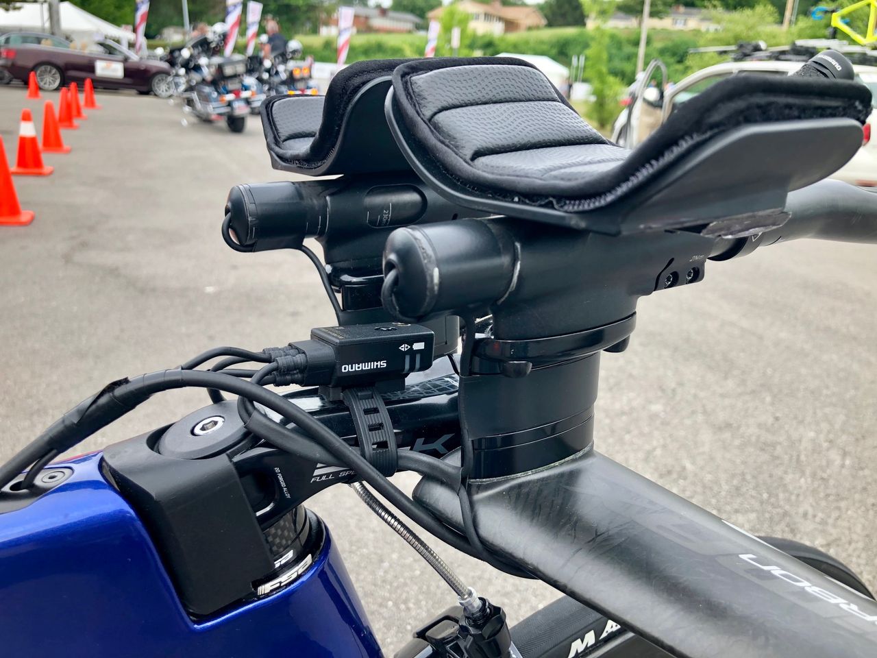 A clever use of a Di2 junction strap to wrangle the Di2 wires