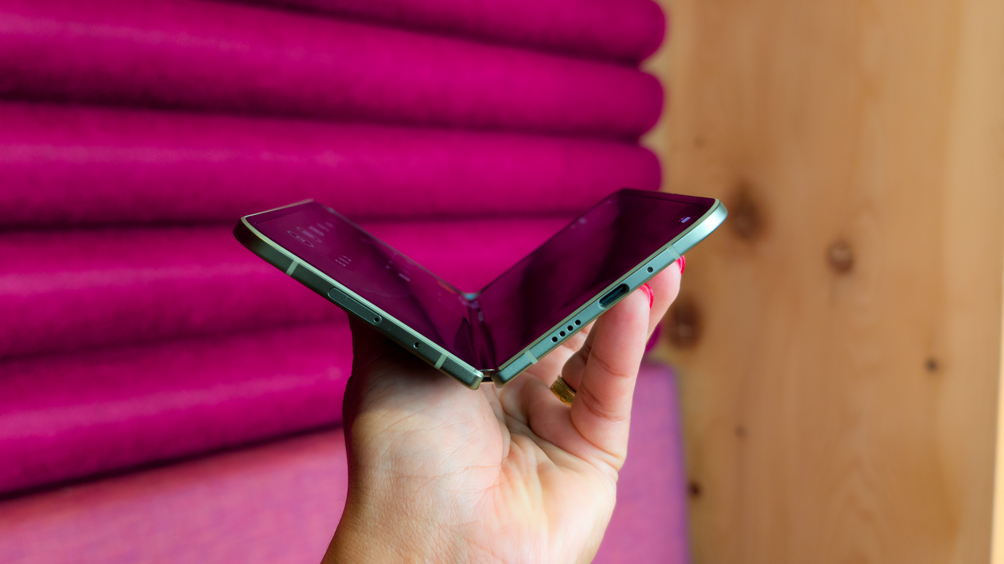Hands-on with the Google Pixel 11 Pro Fold