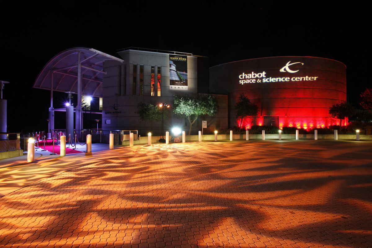 Oakland's Chabot Space and Science Center (Gallery) Space