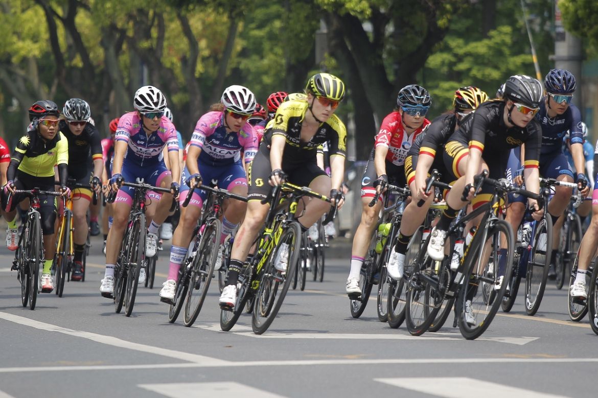Gracie Elvin riding in the bunch