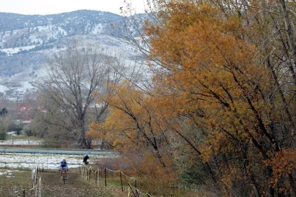 Georgia Gould (Luna) solos her way past the fall colors in Boulder.