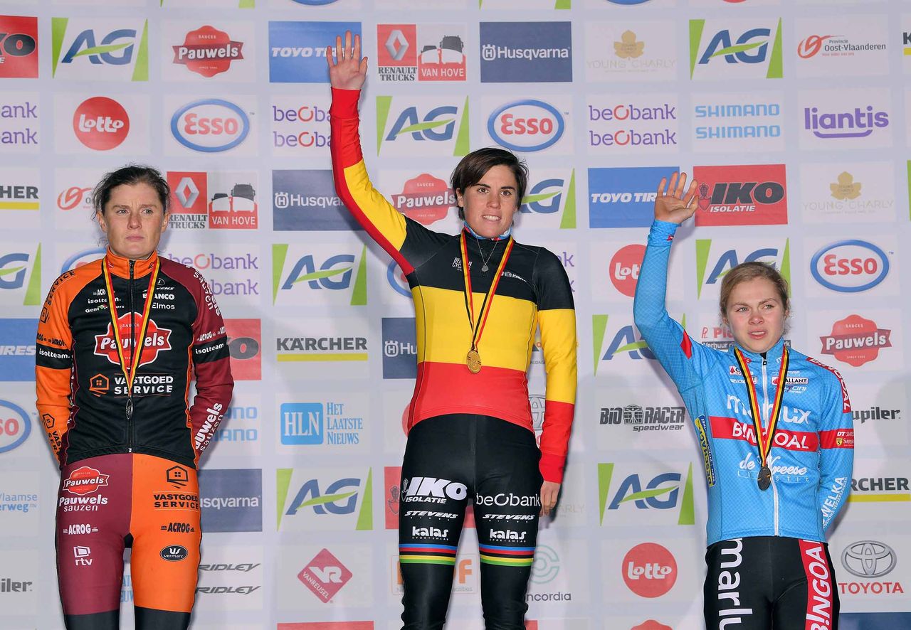 Sanne Cant claimed a 10th Belgian cyclo-cross title in Kruibeke.