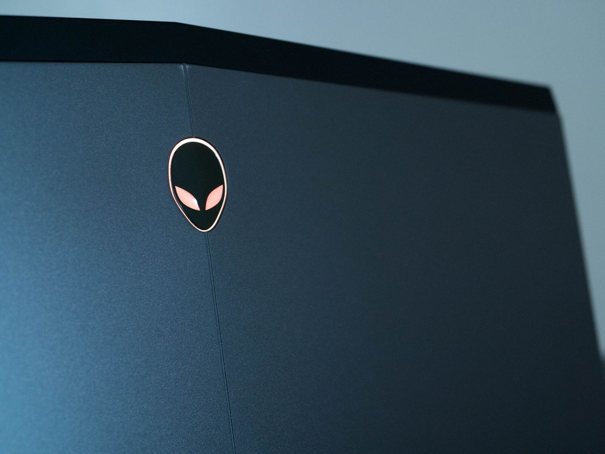 Alienware 15 R3 Review - Tom's Hardware | Tom's Hardware