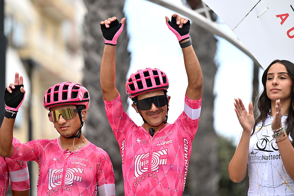 PESCARA, ITALY - SEPTEMBER 14: Richard Carapaz of Ecuador and Team EF Education - EasyPost prior to the 77th Trofeo Matteotti 2025 a 195km one day race from Pescara to Pescara on September 14, 2025 in Pescara, Italy. (Photo by Luc Claessen/Getty Images)