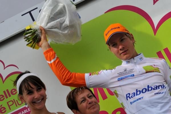 Wilco Kelderman (Rabobank Continental) remains the leader of the young riders classification.