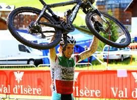 Gerhard Kerschbaumer (TX Active Bianchi) triumps in Val d'Isere