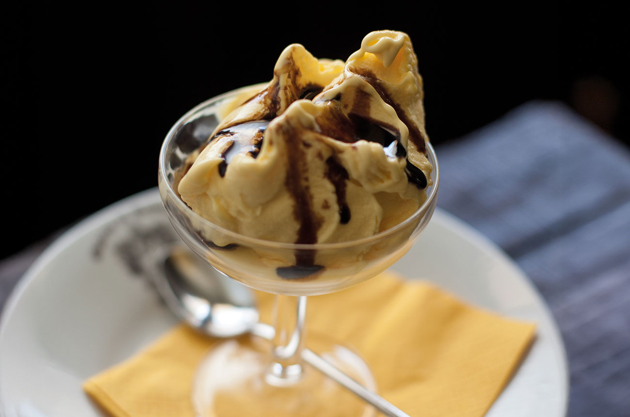 balsamic vinegar with gelato