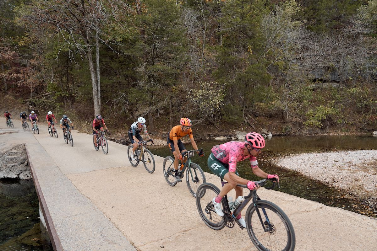 Alex Howes leads the front of the pro men&#039;s race at Big Sugar Gravel and finished ninth in the first year of the Life Time Grand Prix