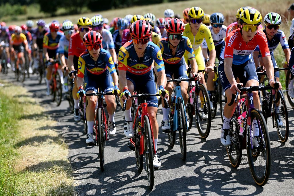BLAGNAC FRANCE JULY 28 LR Amanda Spratt of Australia Lauretta Hanson of Australia Elizabeth Deignan of The United Kingdom and Team Lidl Trek Lotte Kopecky of Belgium Yellow leader jersey and Christine Majerus of Luxembourg and Team SD Worx Protime compete during the 2nd Tour de France Femmes 2023 Stage 6 a 1221km stage from Albi to Blagnac UCIWWT on July 28 2023 in Blagnac France Photo by Tim de WaeleGetty Images