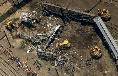 Eighth body pulled from wreckage of Amtrak crash, all 238 passengers accounted for