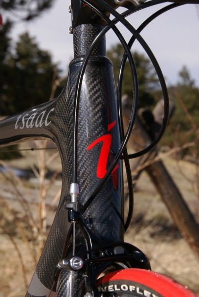 The egg-shaped head tube profile adds to the stiffness without adding much weight.