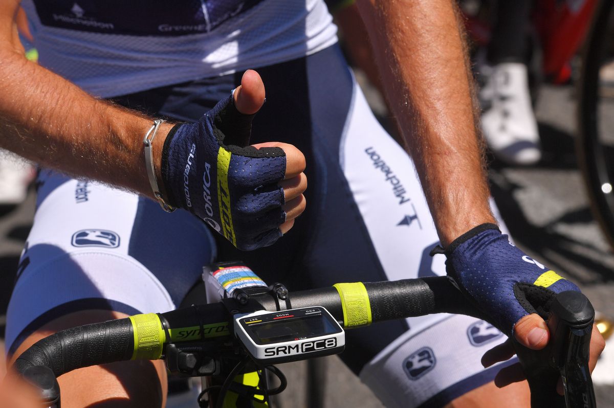Simon Yates (Orica-Scott) is a fan of the white touches to his SRM and Scott bike