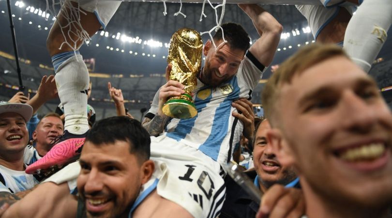 Lionel Messi and Sergio Aguero with the World Cup