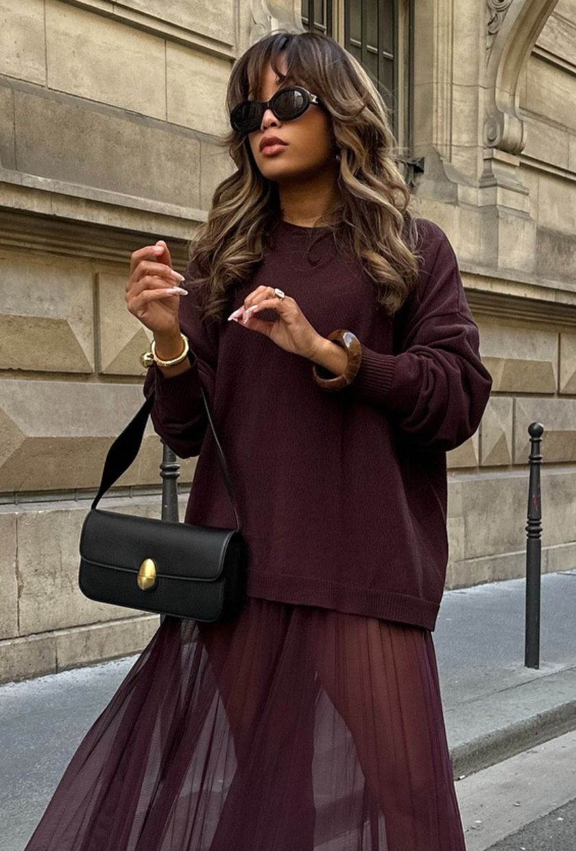 @slipintostyle wears vintage sunglasses