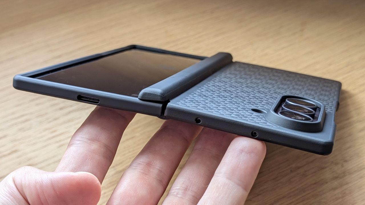 Benks ArmorGrid Pro on Samsung Galaxy Z Fold 8 Ultra