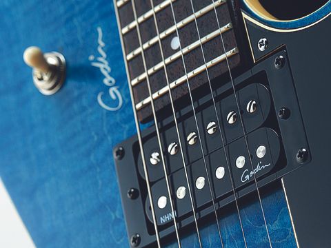 The Core HB features two Godin Nitro humbuckers…