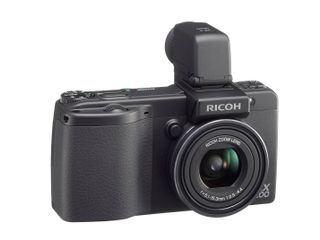 The Ricoh GX-200 goes old-school