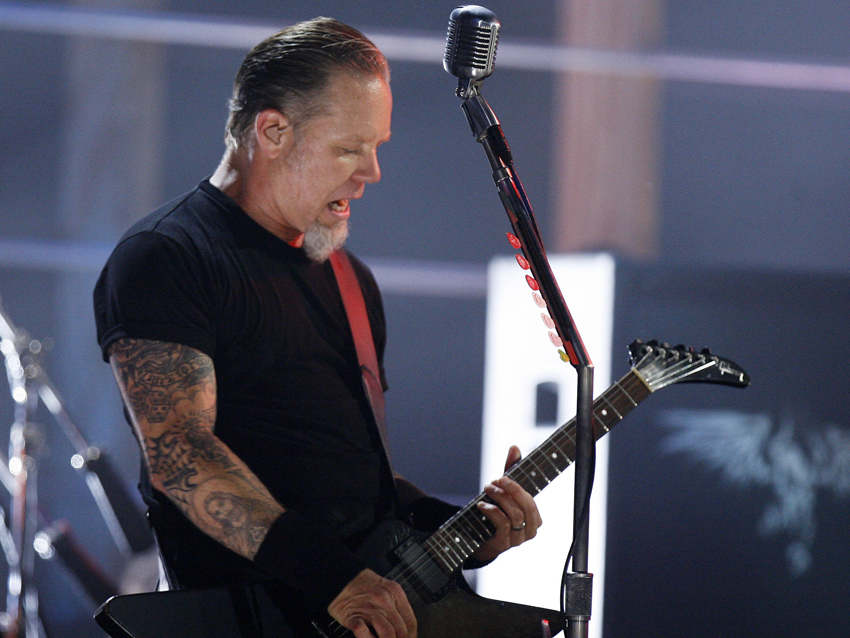 Now it can be said: Hetfield&#039;s a &#039;giver&#039;