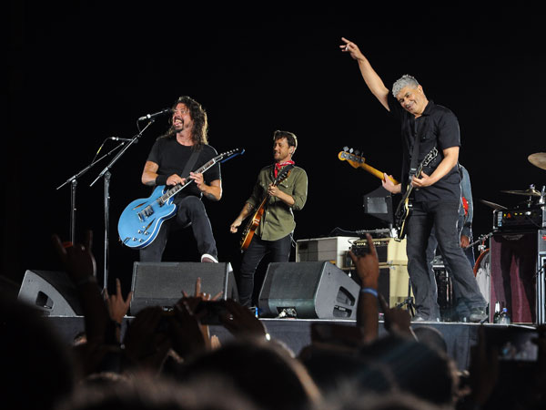 Dave Grohl / Pat Smear / Chris Shiflett, Foo Fighters