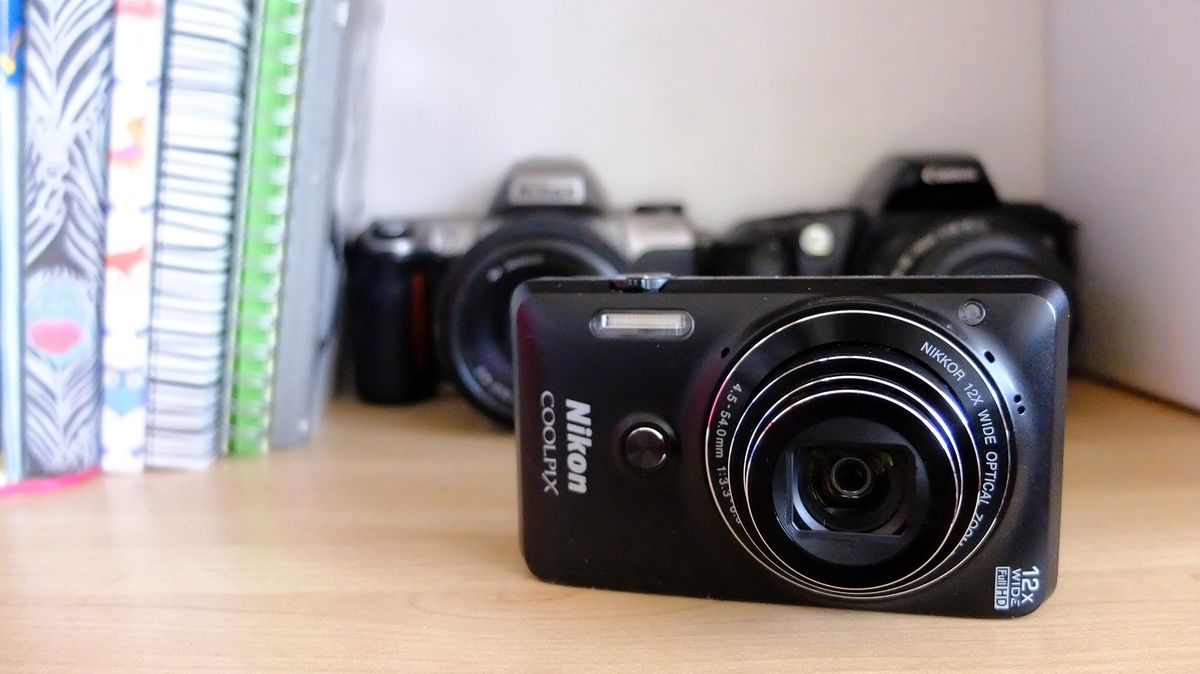 Nikon CoolPix S6900 review | TechRadar