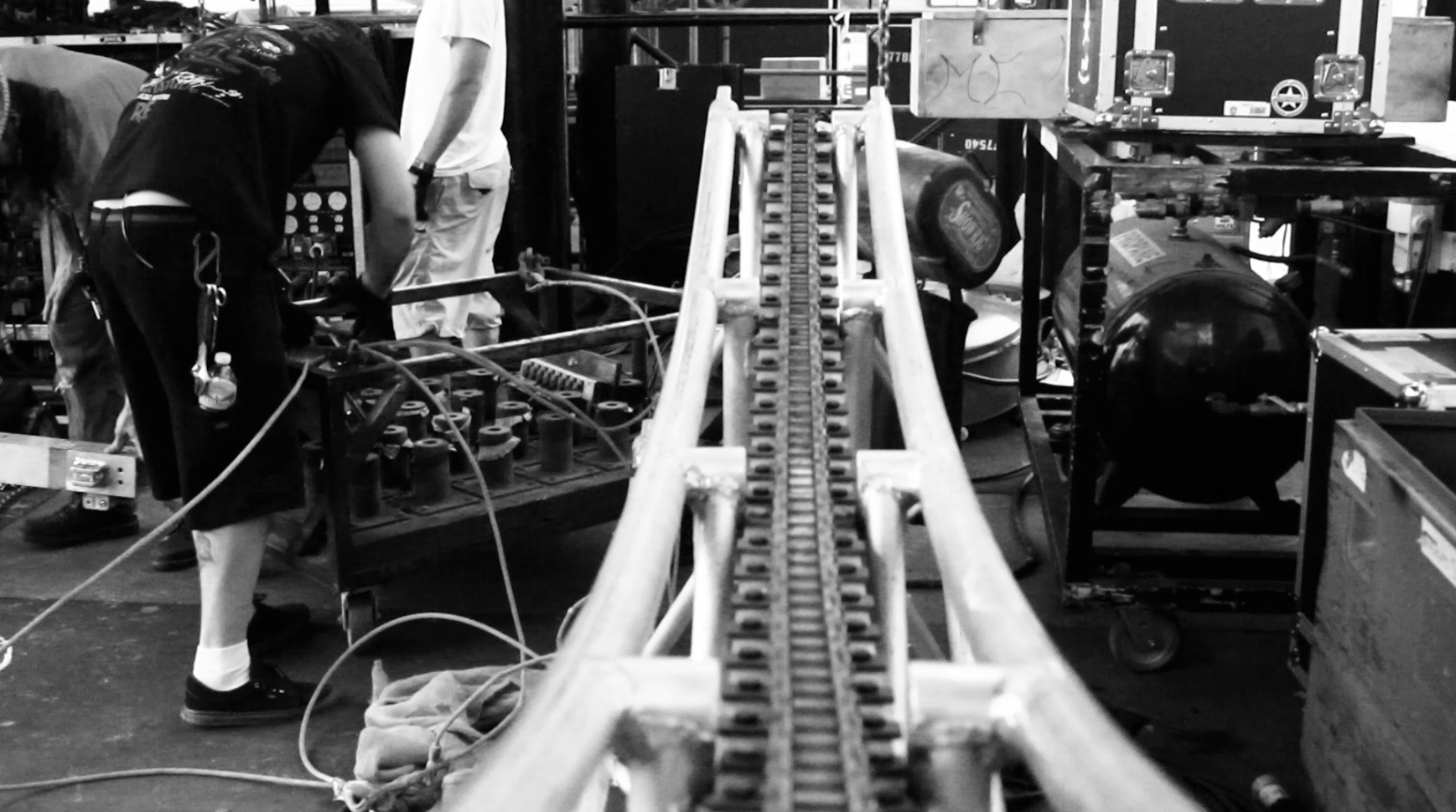 In Pictures: Tommy Lee's drum rollercoaster