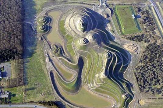 Sculptures that blend with nature