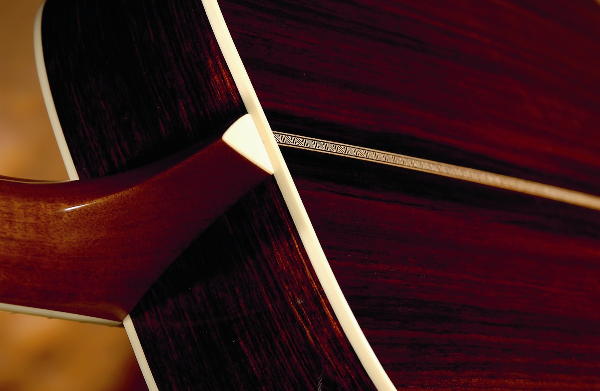 The Linville has a clear nitrocellulose laquer finish.