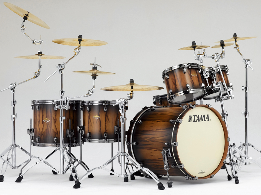 The long moniker of this Reserve kit is just too long to fit here