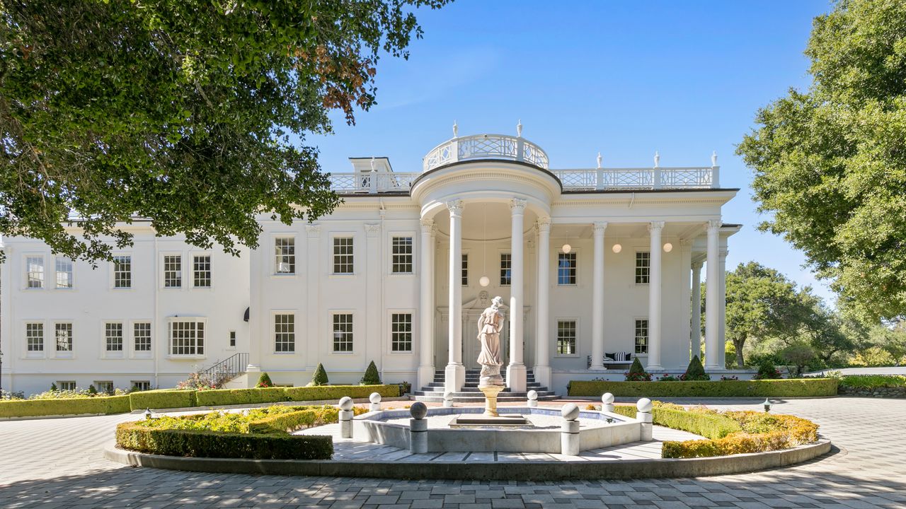 The Western Whitehouse, owned by William Randolph Hearst in California 