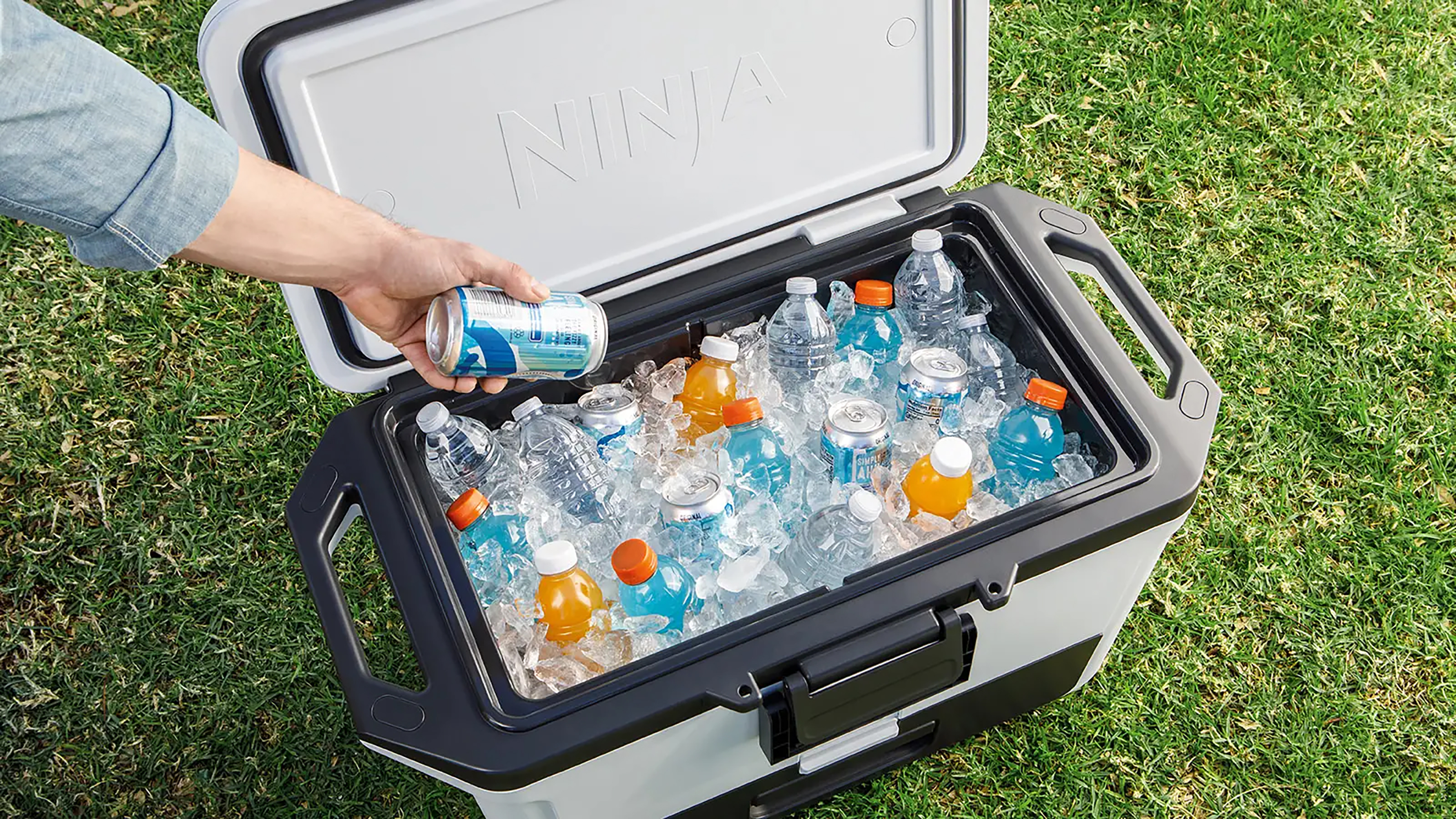 Ninja FrostVault cooler