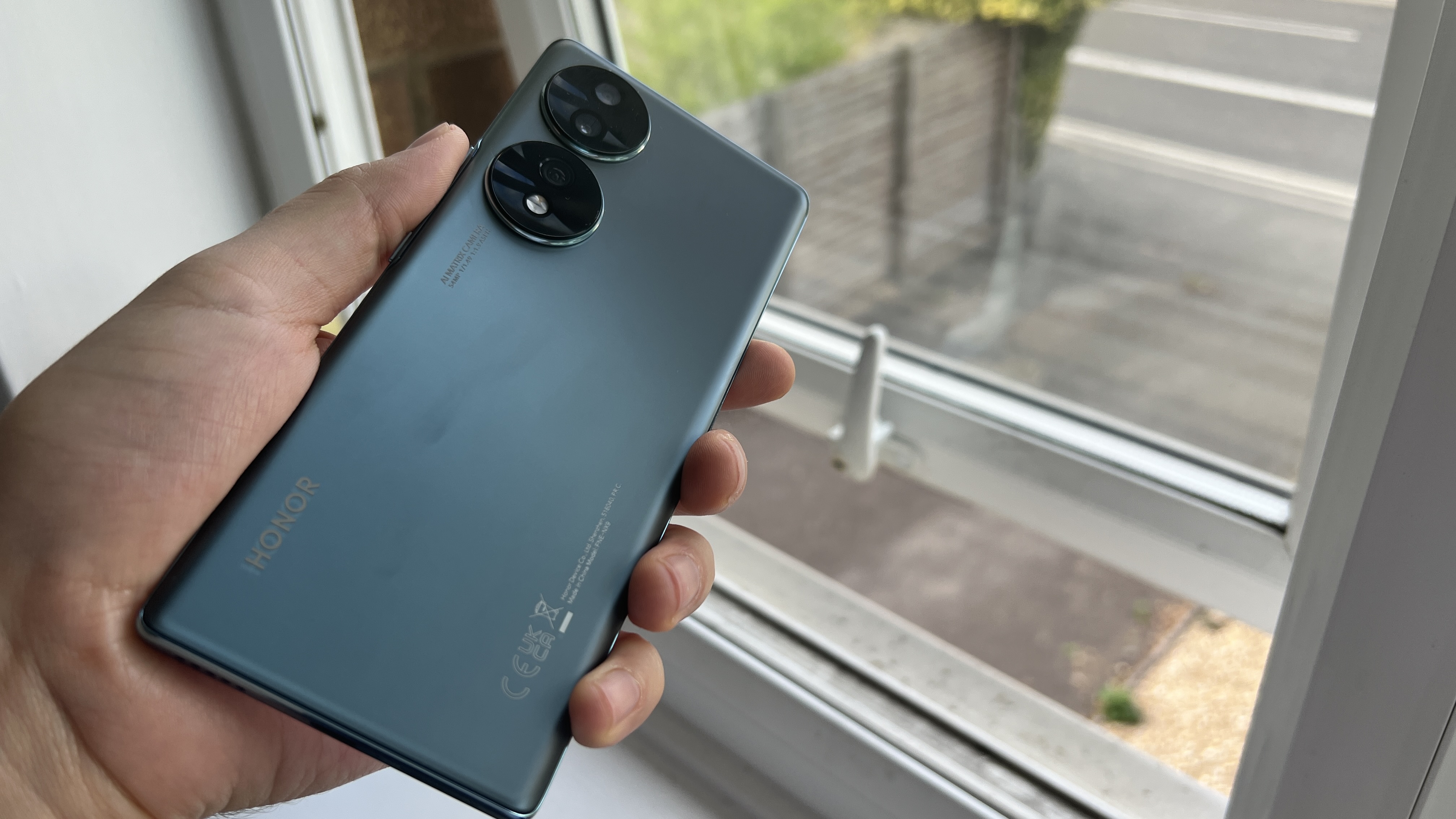 Honor 70 стекло. Хонор 70. Оригинальная коробка хонор 70. Honor 70 экран. Хонор 70 фото.