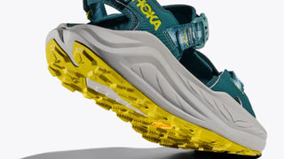 Hoka Infini Hike TC