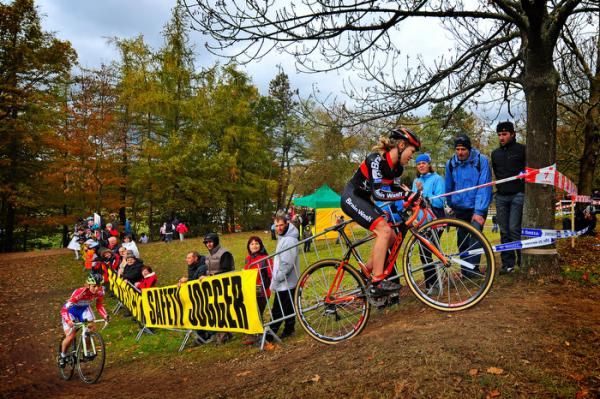 Sanne Van Paassen leads on one the climbs
