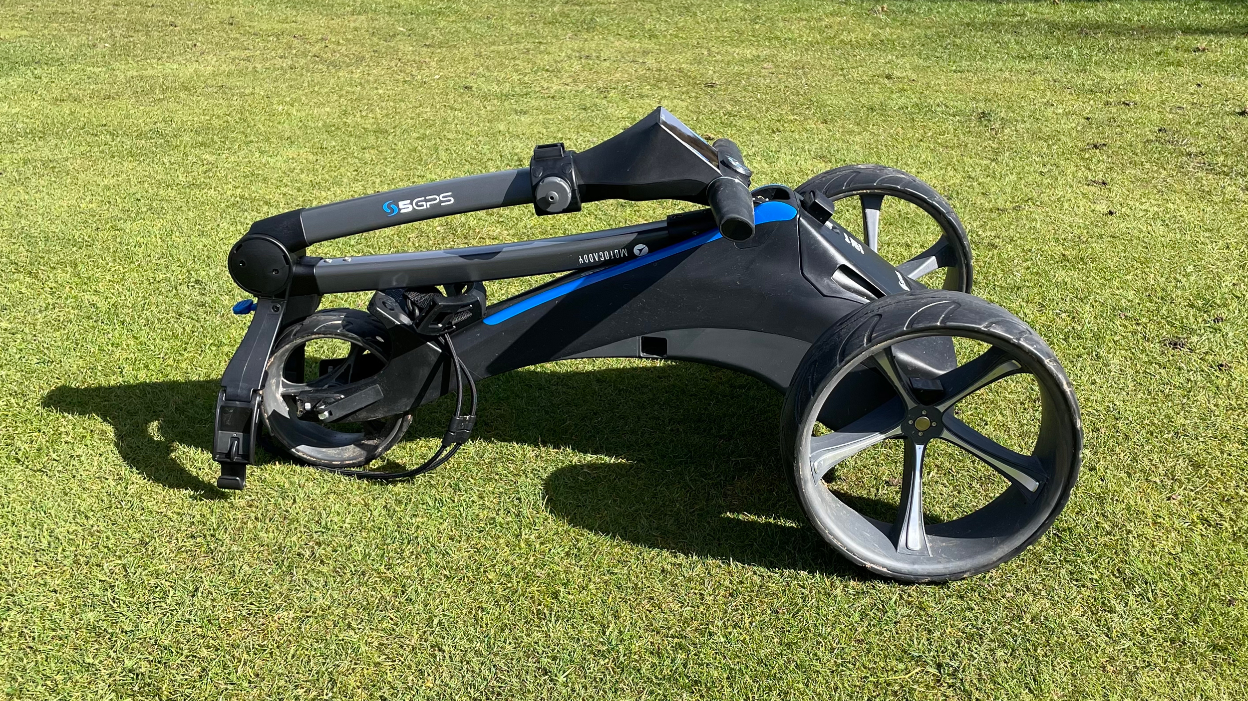 Motocaddy S5 GPS Electric Trolley folded