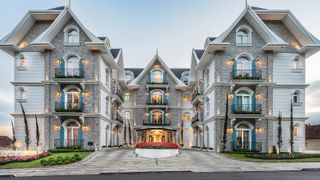 The exterior of Hotel Colline de France