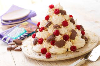 Chocolate meringue pyramid