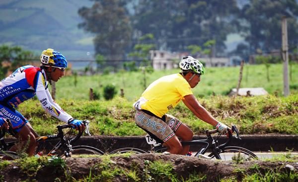 Fernando Camargo (Boyaca Orgullo De America) rides his first stage in the race leader's yellow jersey.
