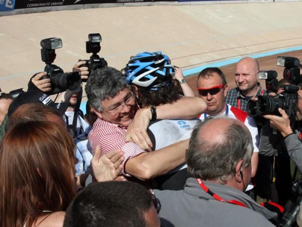 Johan Van Summeren (Garmin-Cerv&eacute;lo) gets a hug from his father after winning Paris-Roubaix.
