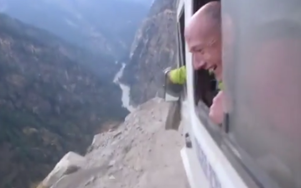 Don&amp;#039;t watch this car drive on a Himalayan mountainside if you&amp;#039;re afraid of heights