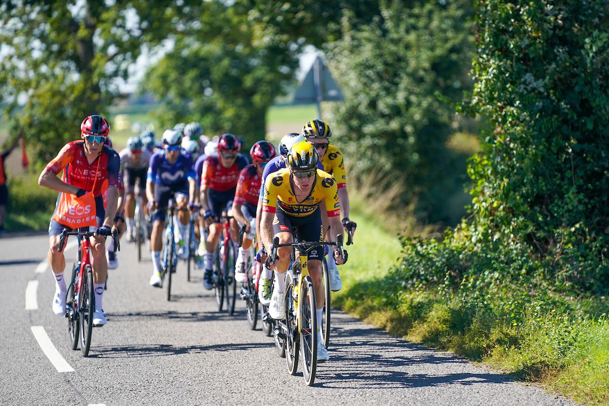 Picture by Zac Williams/SWpix.com - 07/09/2023 - Cycling - 2023 Tour of Britain - Stage 5: Felixstowe to Felixstowe (192.4km) - The Peloton Lead by Team Jumbo Visma