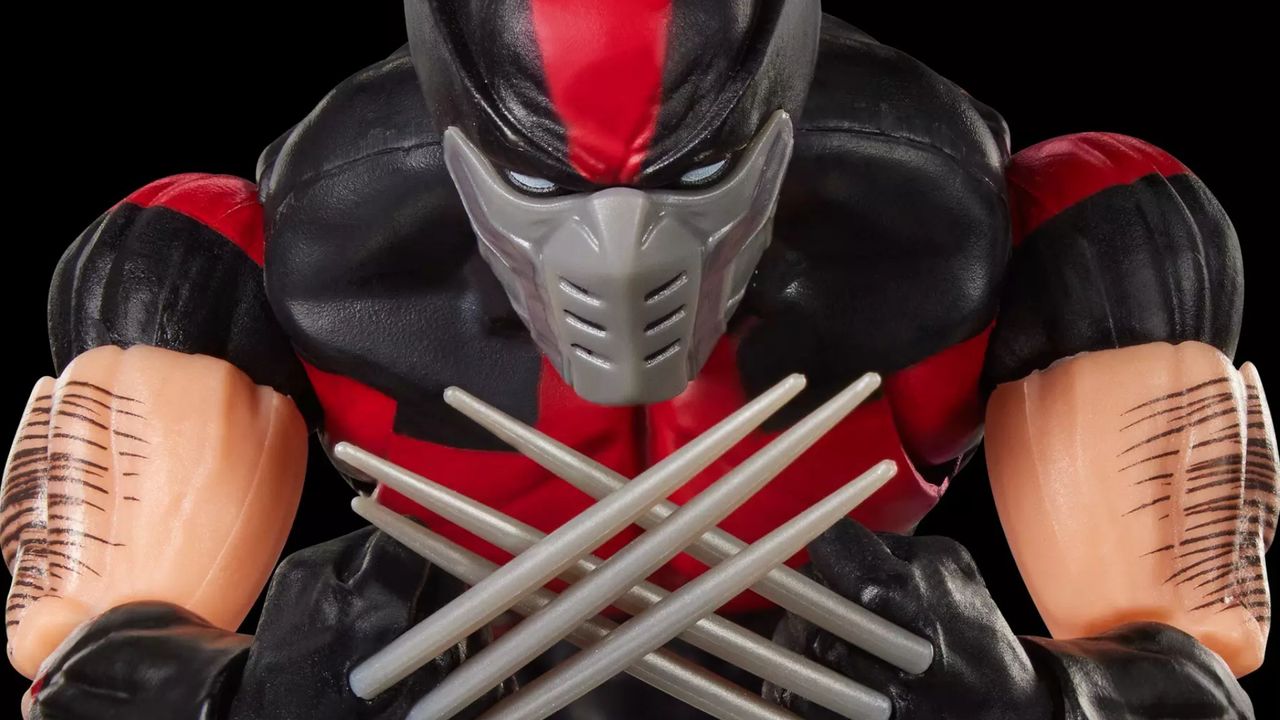 Badass Ultimate Wolverine gets an equally badass Marvel Legends action figure, and you can pre-order it now