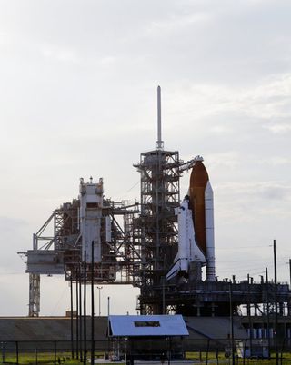 NASA to Try For Monday Space Shuttle Launch