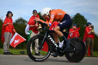 Ellen van Dijk riding the time trial at the 2024 Worlds.