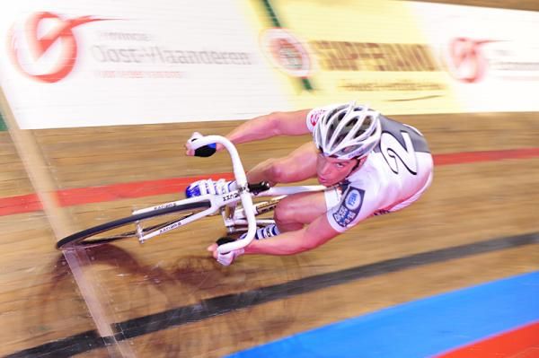 Iljo Keisse at speed in the finale of the Gent Six Day.
