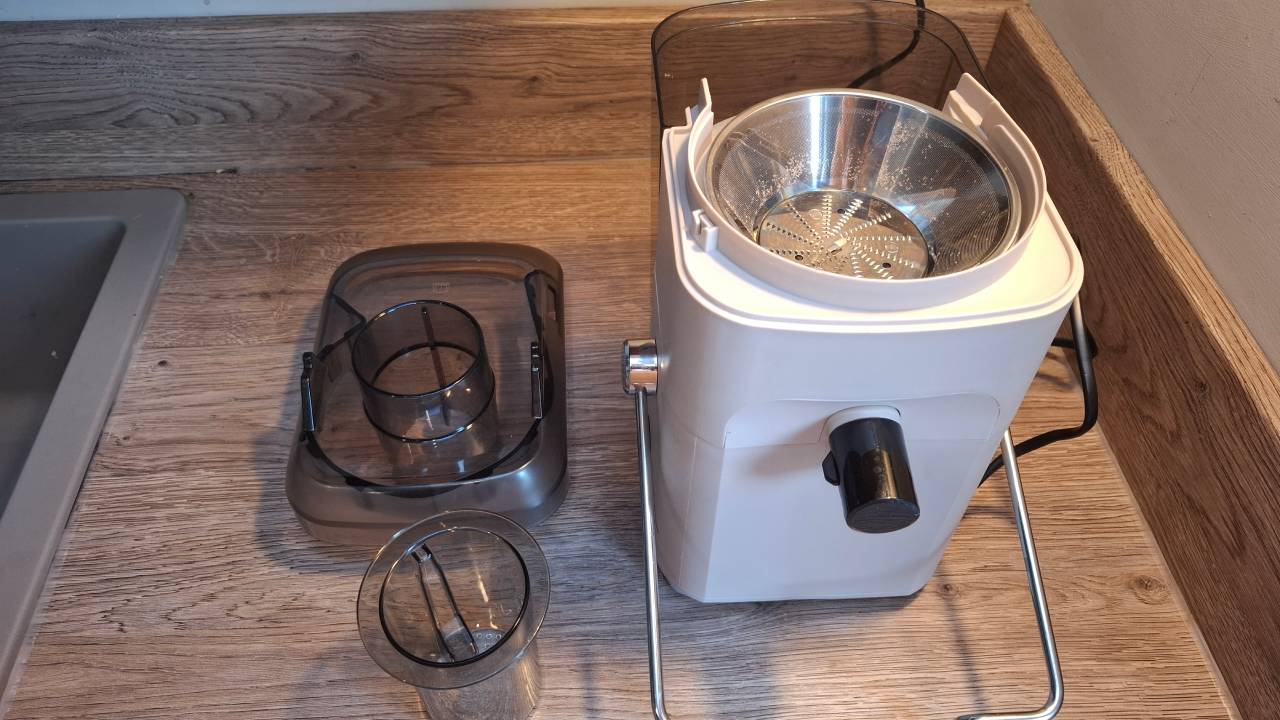 Russell Hobbs JuiceLuxe Juicer