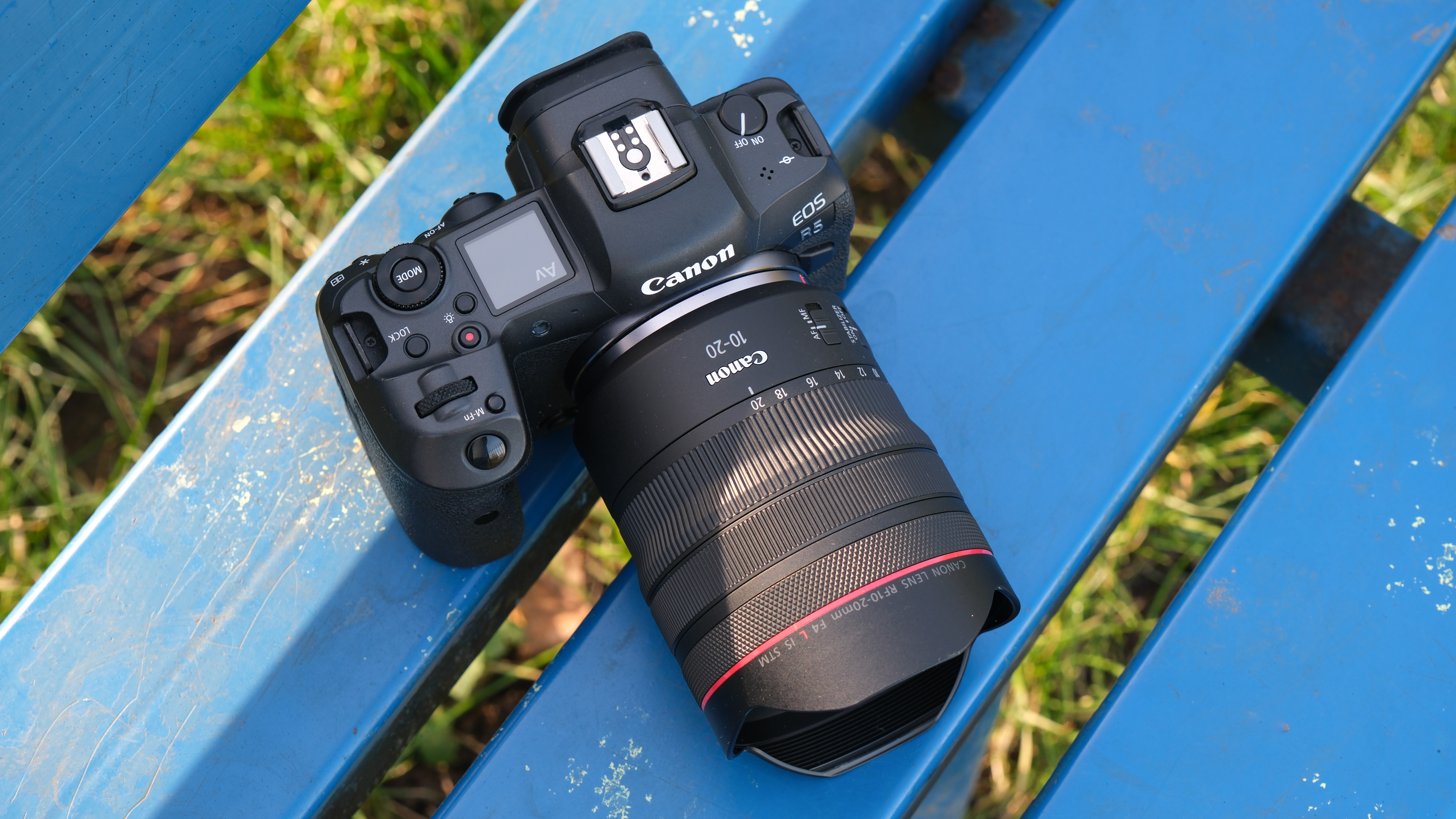 Obiettivo Canon RF 10-20mm F/4L IS STM – Grandangolare Ultra-Wide Per Fotocamere Mirrorless, Con Stabilizzatore