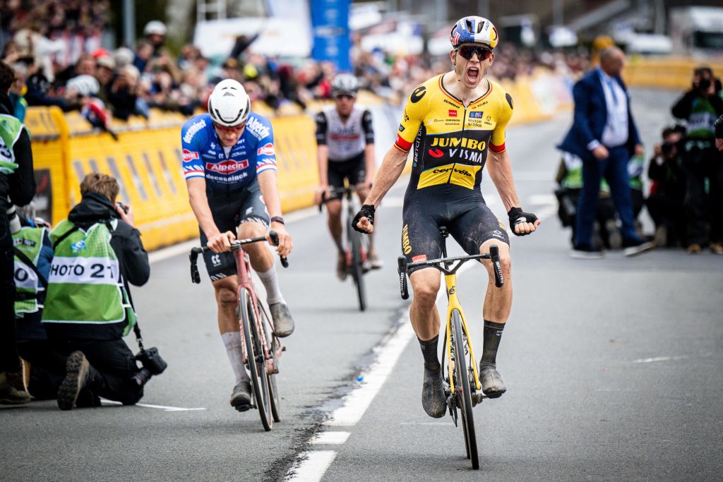 E3 Harelbeke 2023: Wout van Aert takes the win
