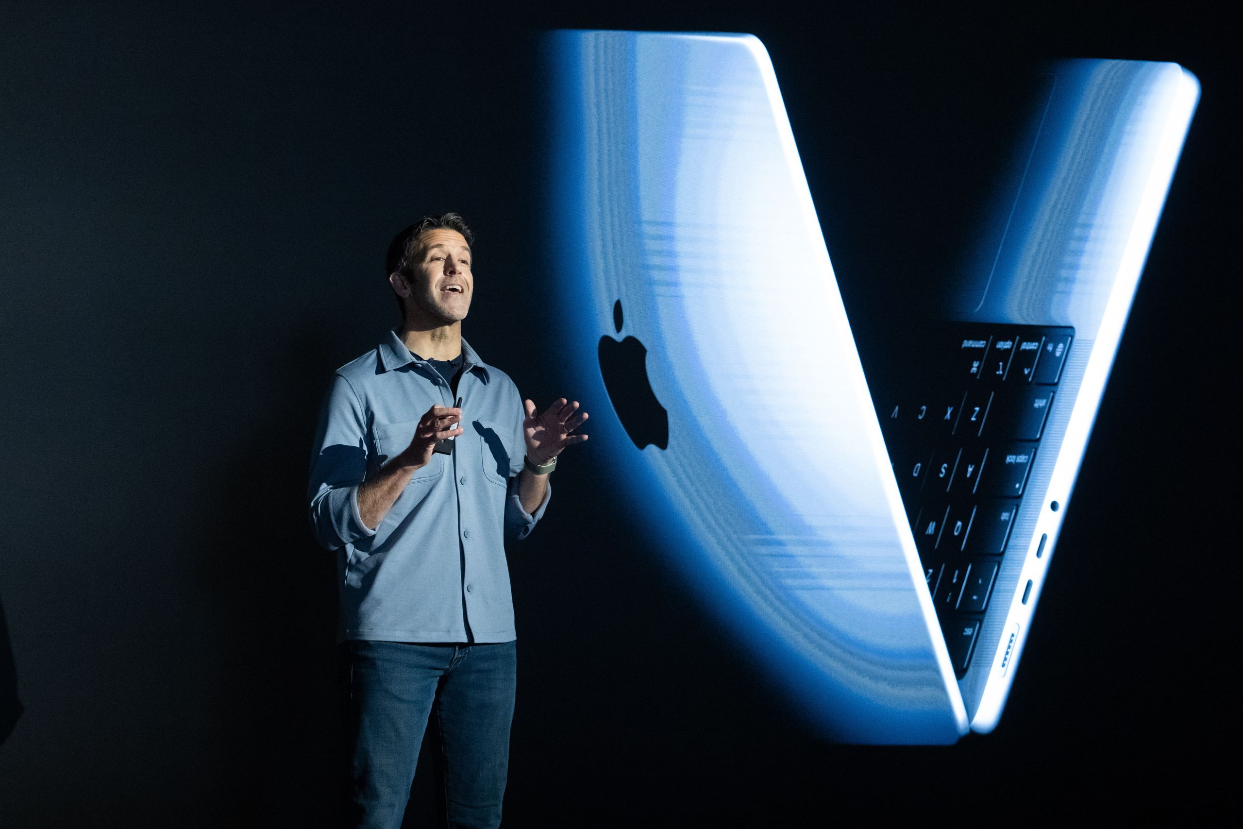 Apple's New CEO John Ternus Has Hardware and Camera Expertise