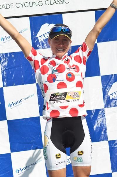 Andrea Dvorak (Colavita-Forno d'Asolo) holds onto the overall KOM jersey.